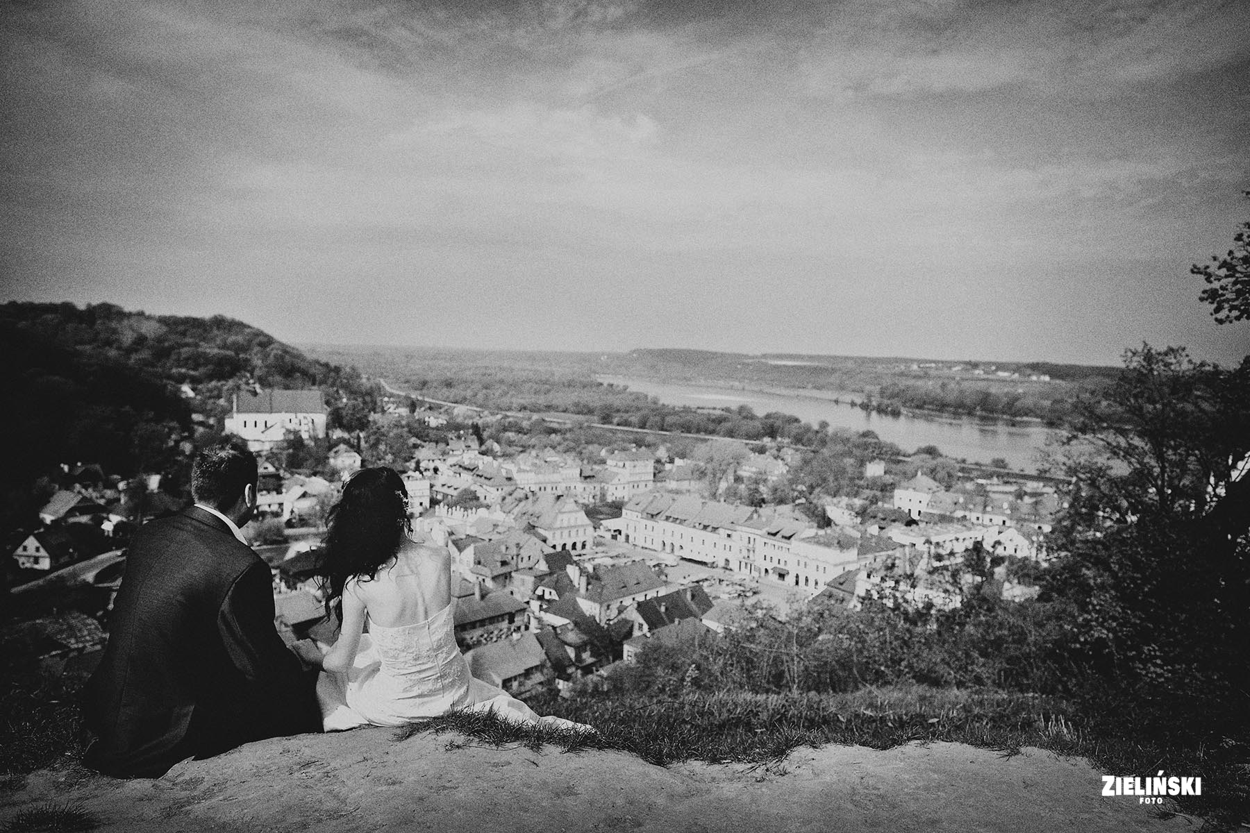 Fotografia ślubna - zdjęcia plenerowe i reportażowe - zdjęcie nr 15