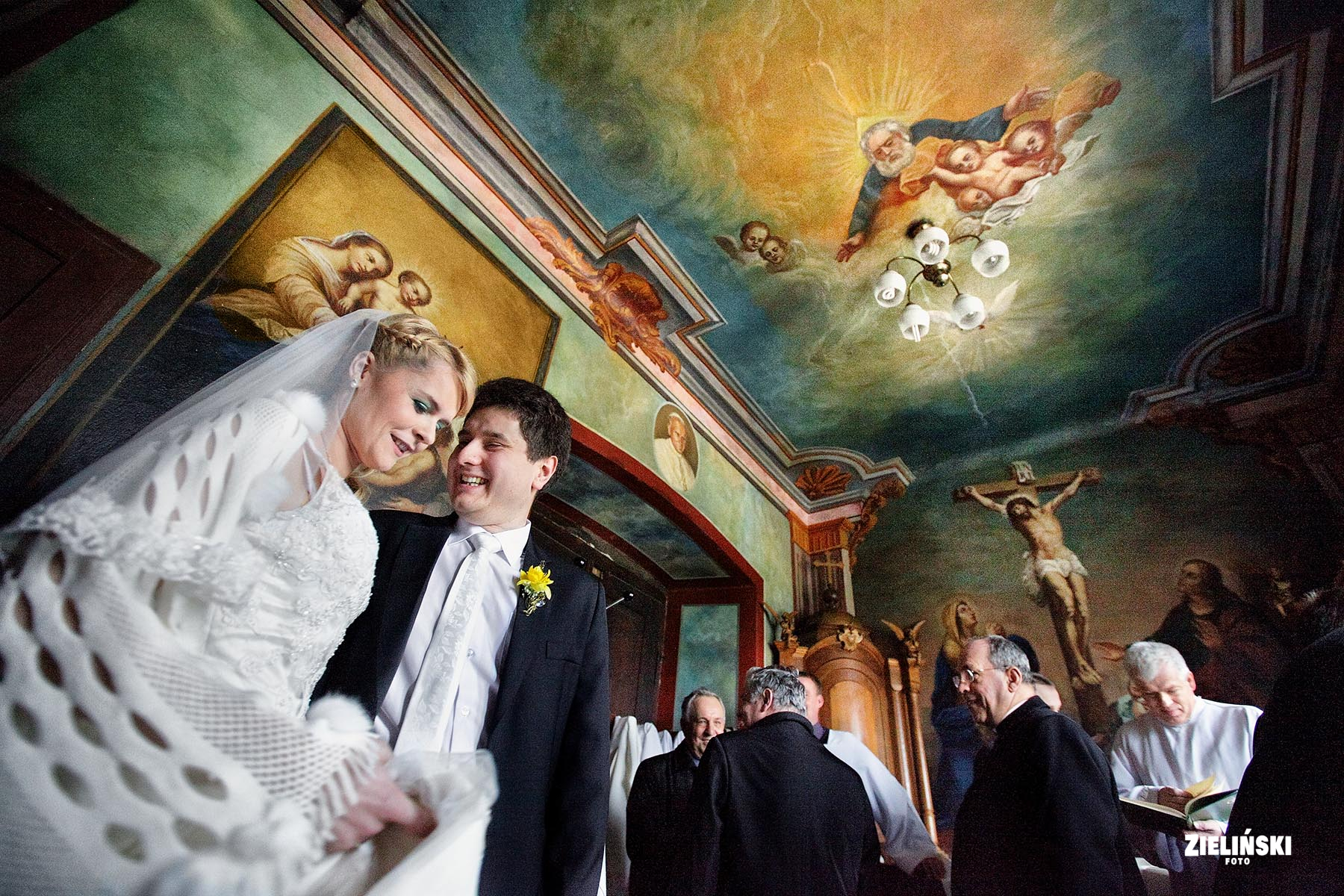 Fotografia ślubna - zdjęcia plenerowe i reportażowe - zdjęcie nr 1