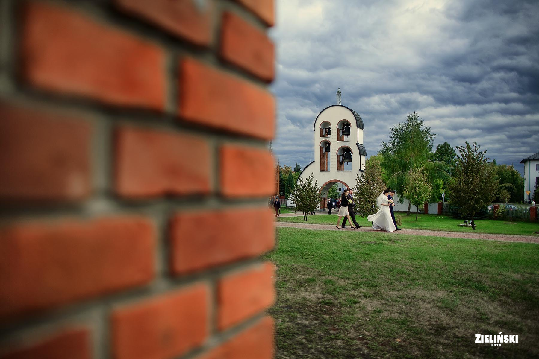 Fotografia ślubna - zdjęcia plenerowe i reportażowe - zdjęcie nr 29