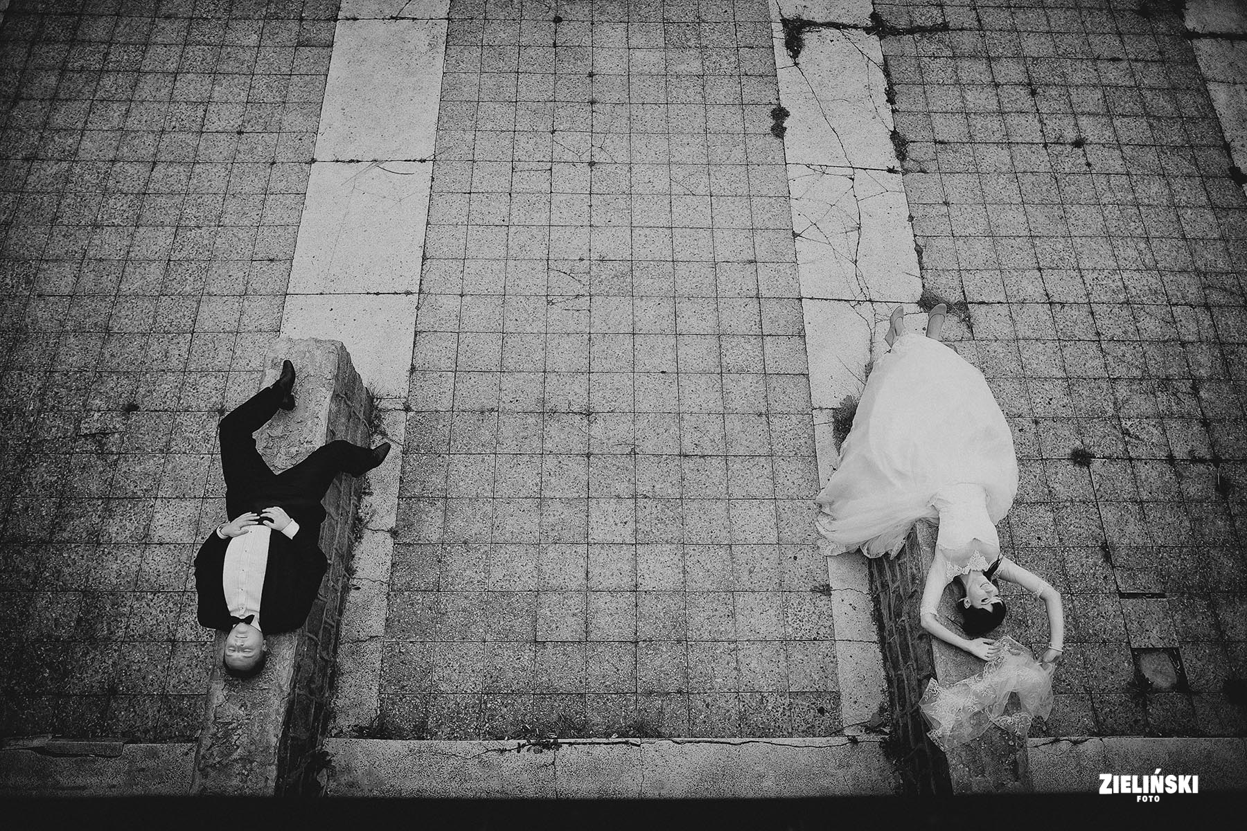 Fotografia ślubna - zdjęcia plenerowe i reportażowe - zdjęcie nr 32