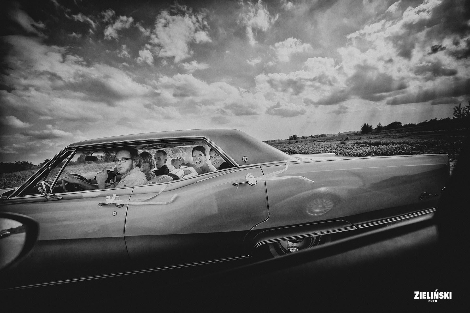 Fotografia ślubna - zdjęcia plenerowe i reportażowe - zdjęcie nr 6