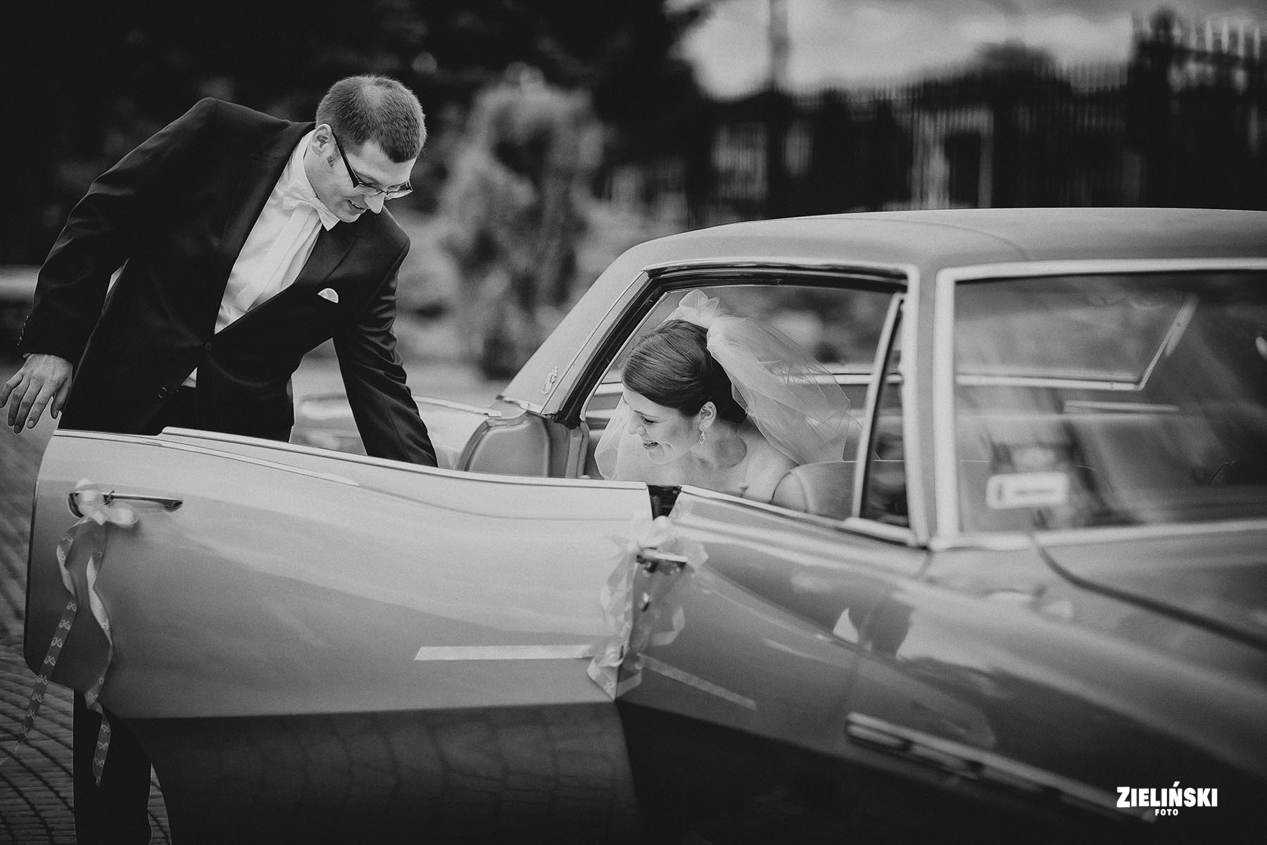 Fotografia ślubna - zdjęcia plenerowe i reportażowe - zdjęcie nr 8