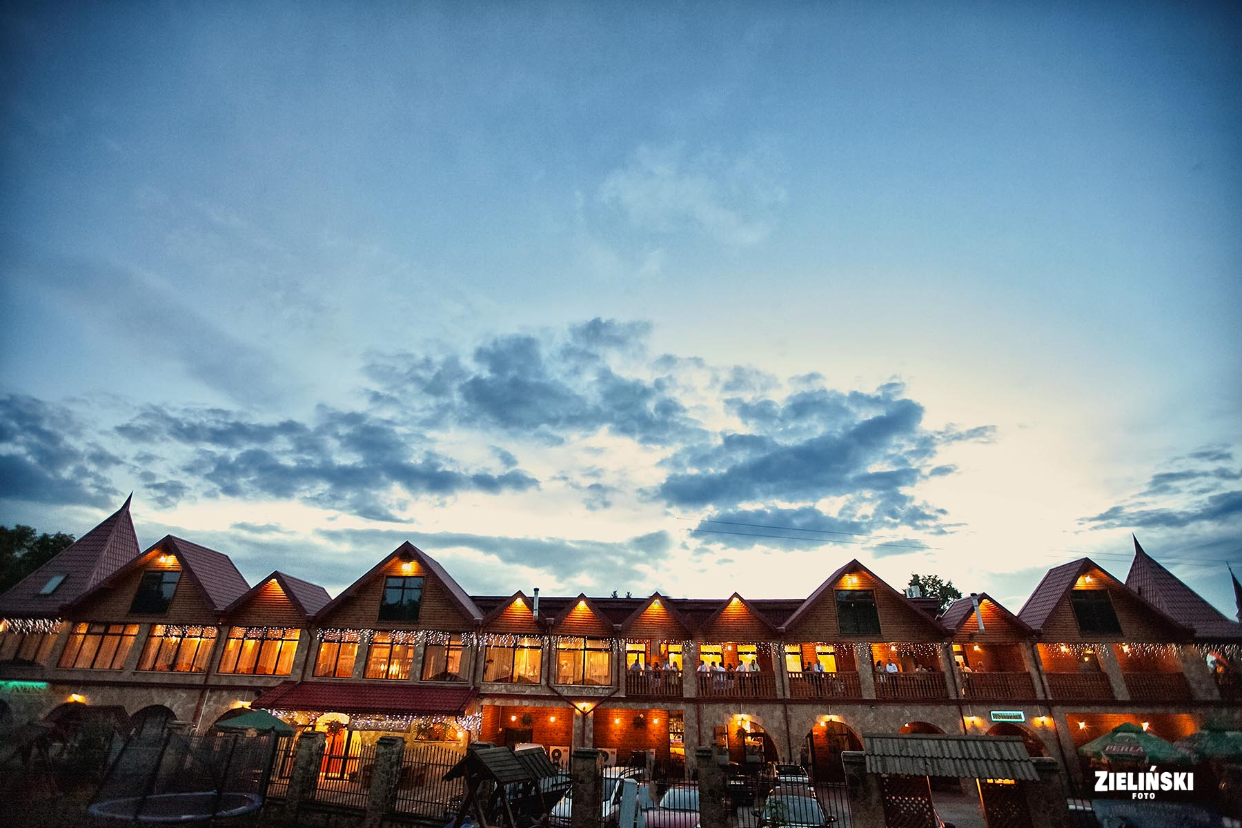 Fotografia ślubna - zdjęcia plenerowe i reportażowe - zdjęcie nr 32