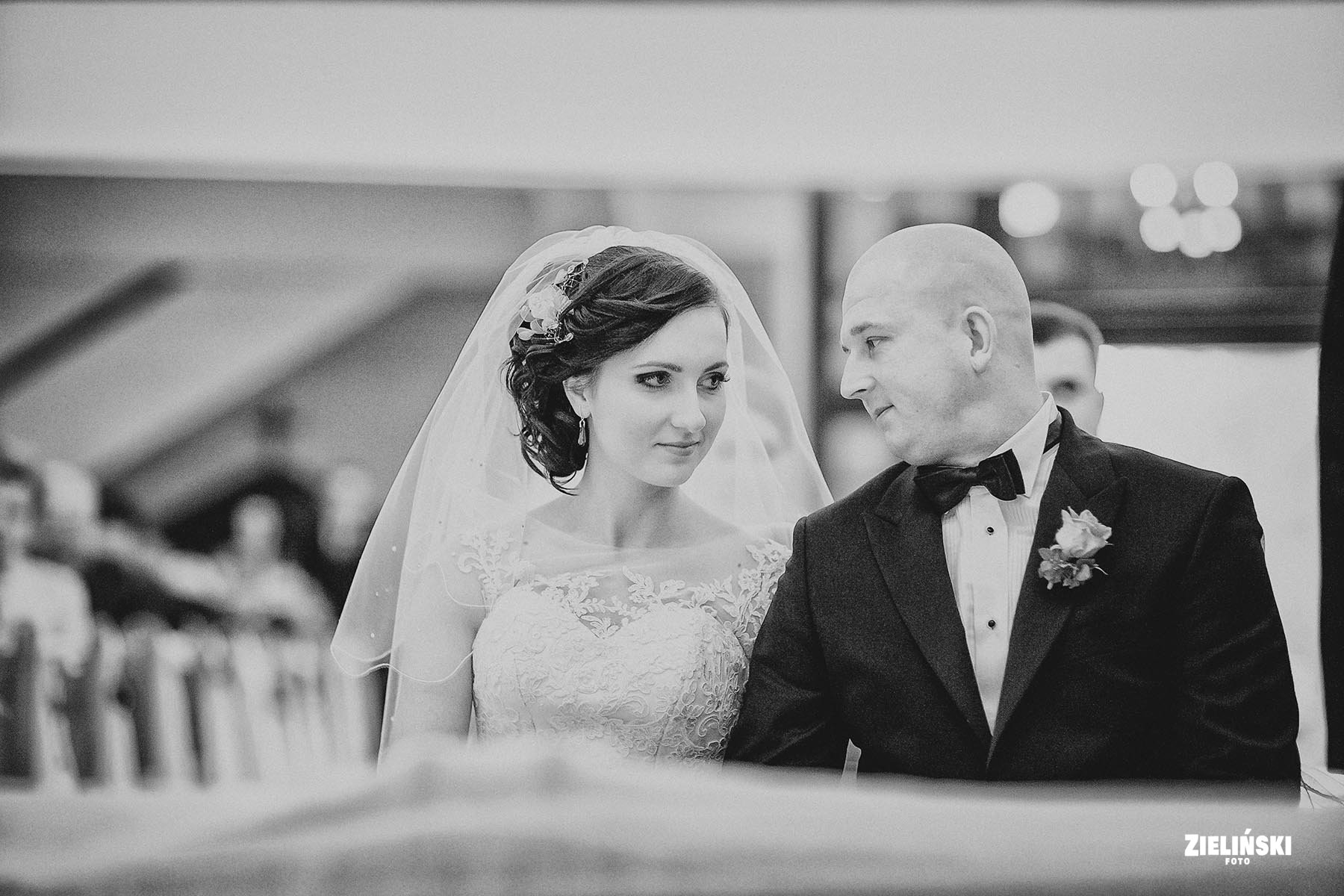 Fotografia ślubna - zdjęcia plenerowe i reportażowe - zdjęcie nr 36