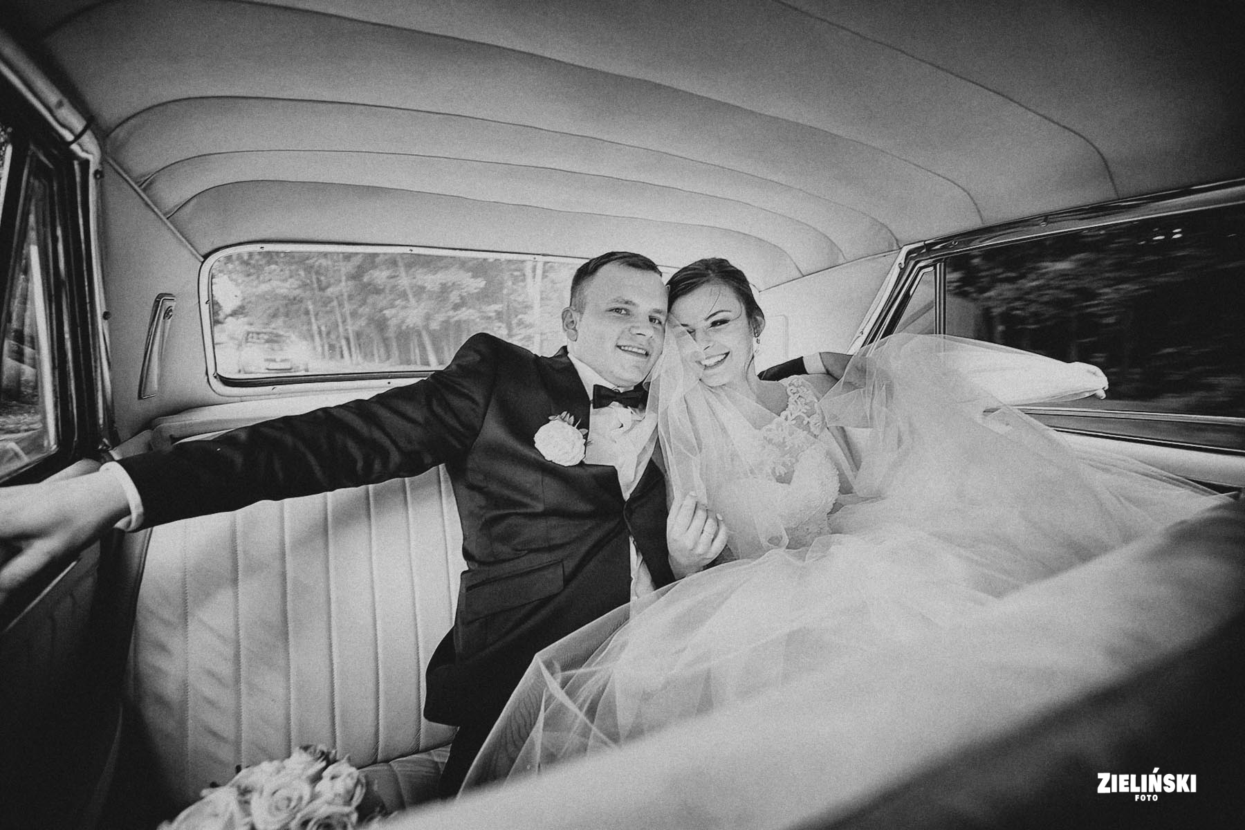 Fotografia ślubna - zdjęcia plenerowe i reportażowe - zdjęcie nr 46