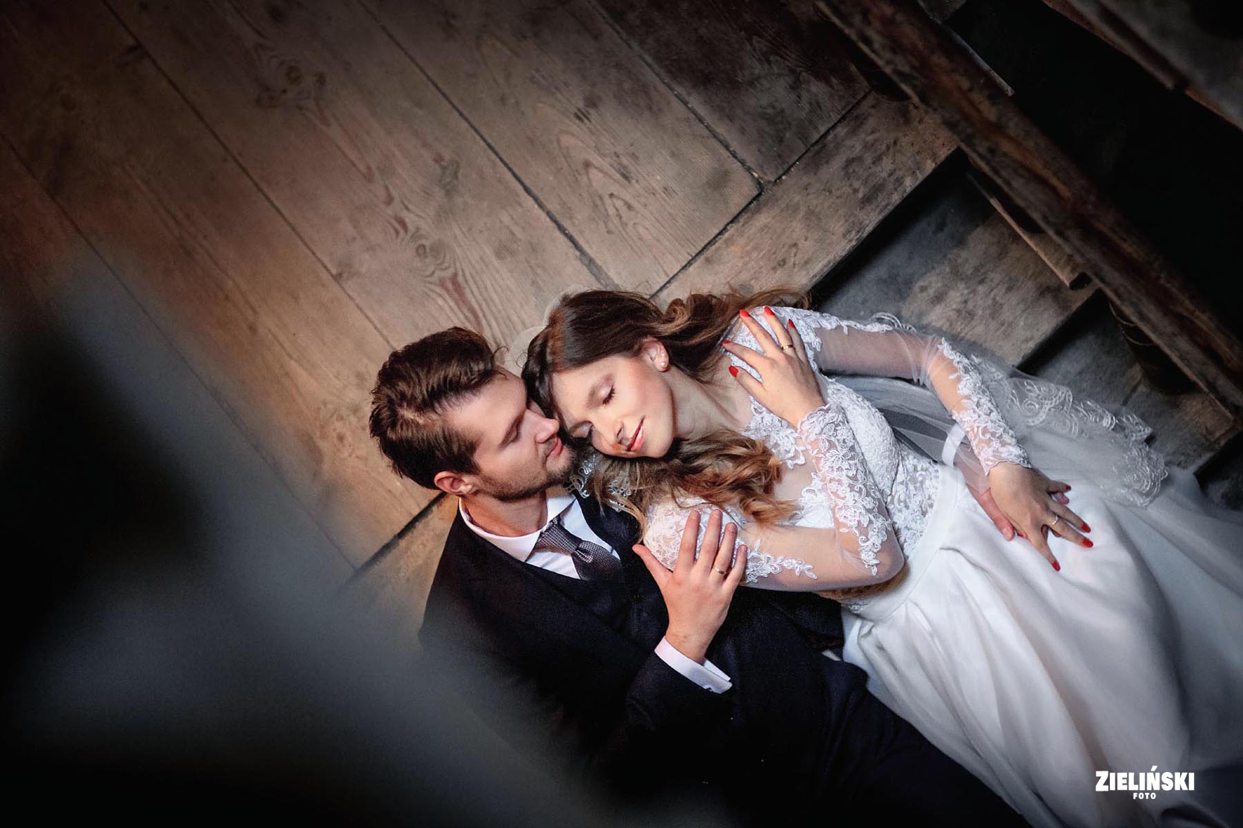 Fotografia ślubna - zdjęcia plenerowe i reportażowe - zdjęcie nr 6