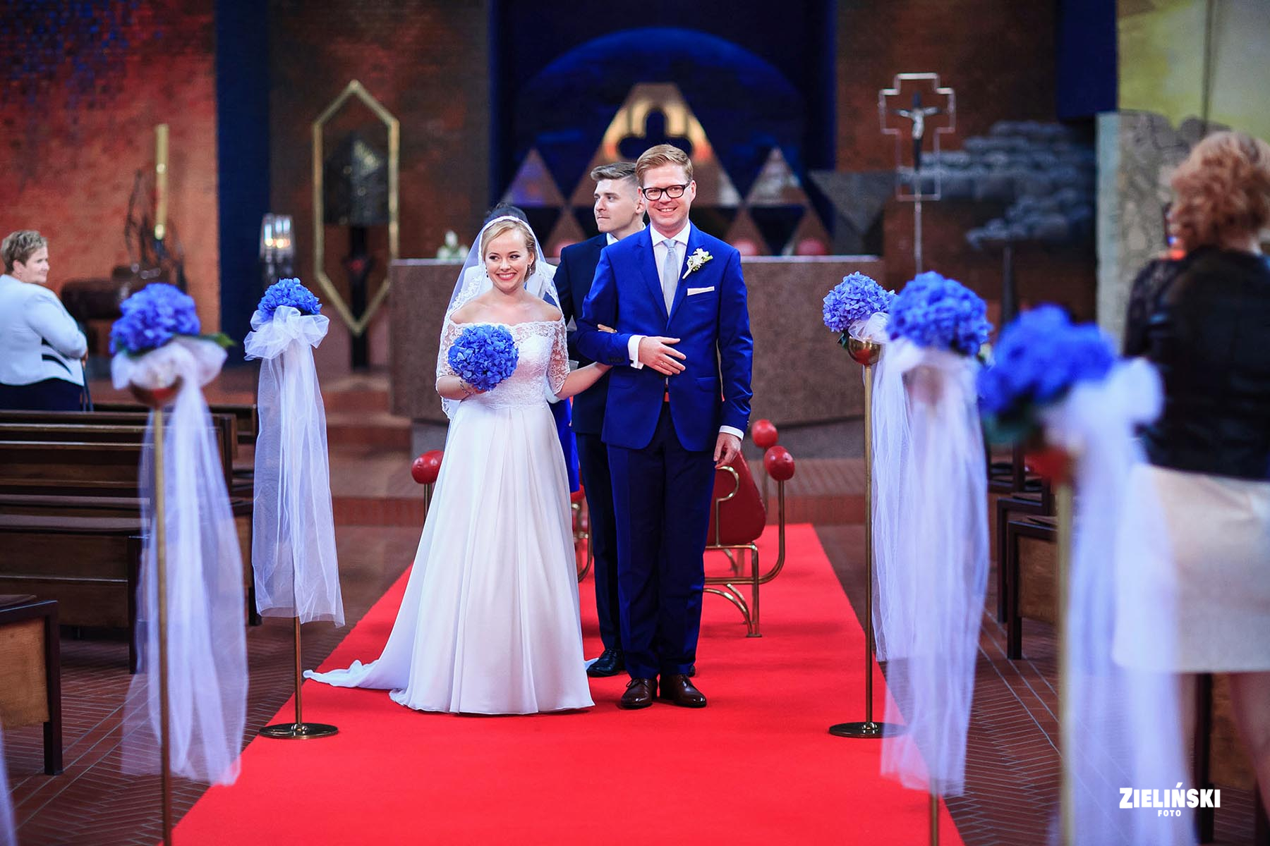 Fotografia ślubna - zdjęcia plenerowe i reportażowe - zdjęcie nr 20