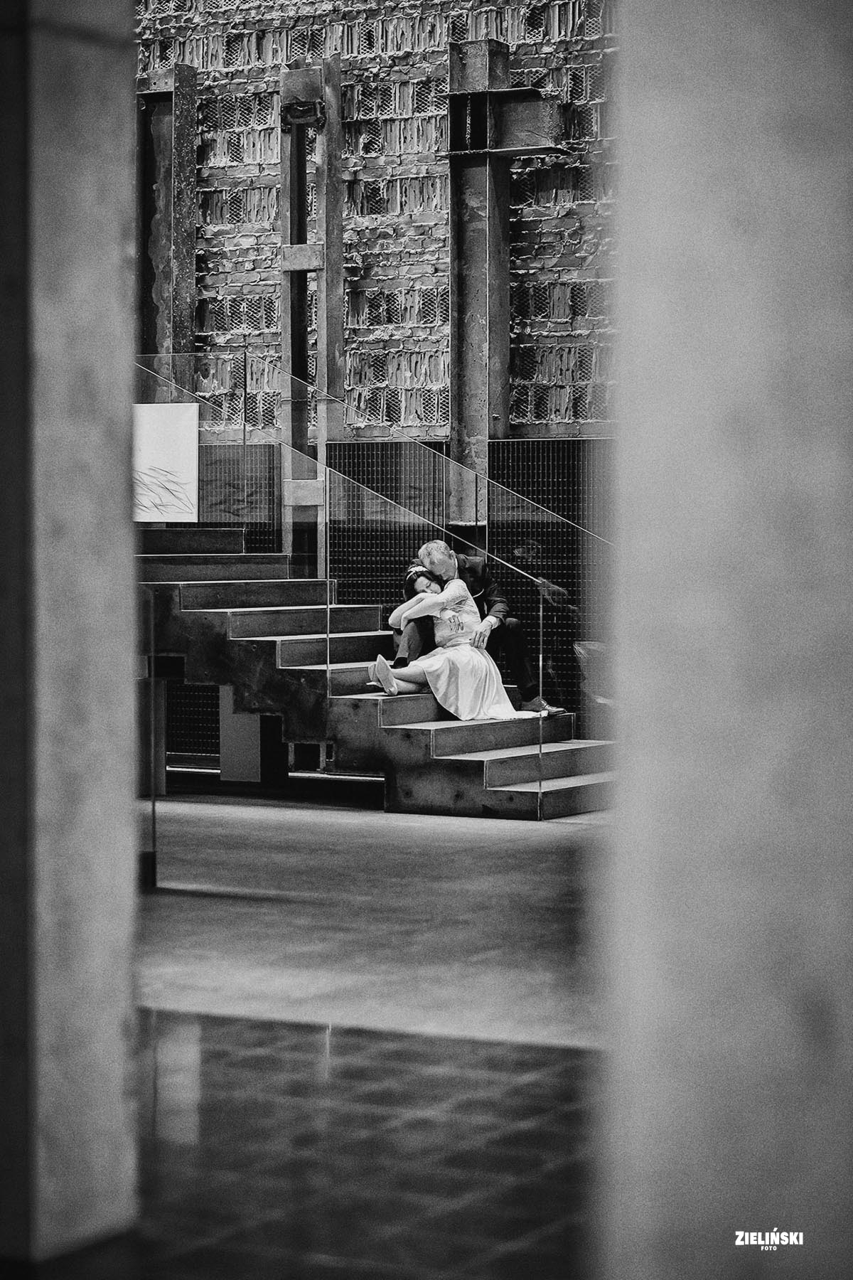 Fotografia ślubna - zdjęcia plenerowe i reportażowe - zdjęcie nr 42