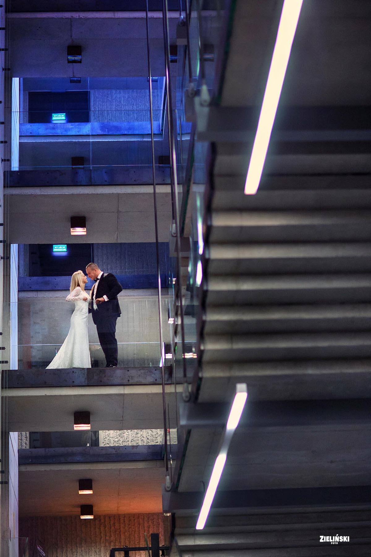 Fotografia ślubna - zdjęcia plenerowe i reportażowe - zdjęcie nr 44