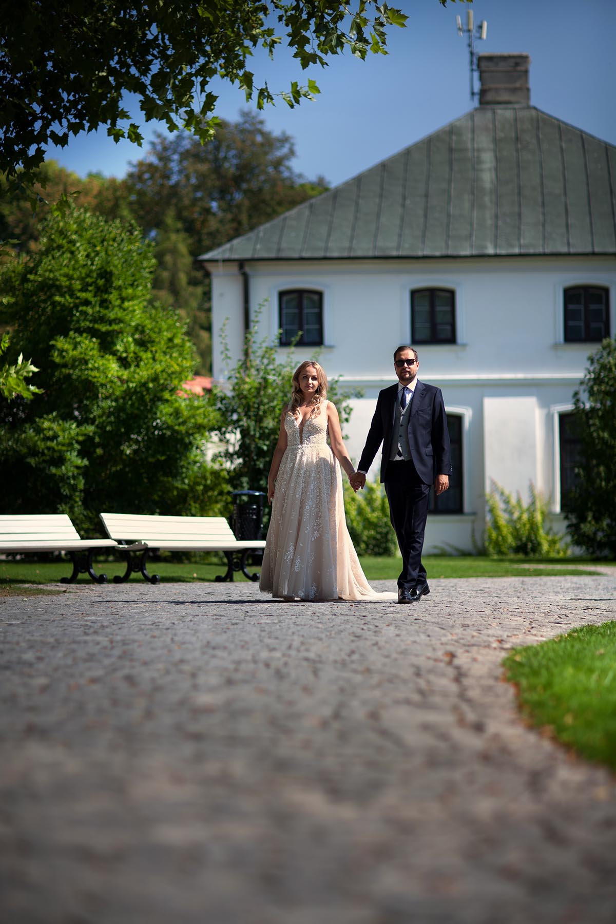Fotografia ślubna - zdjęcia plenerowe i reportażowe - zdjęcie nr 11