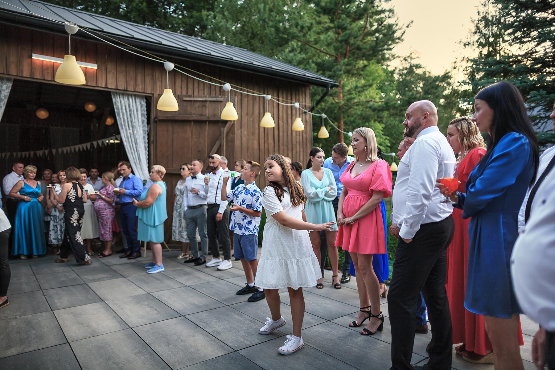 Siedlisko Jabłonna - plenerowy ślub i wesele w drewnianej stodole - zdjęcie nr 46